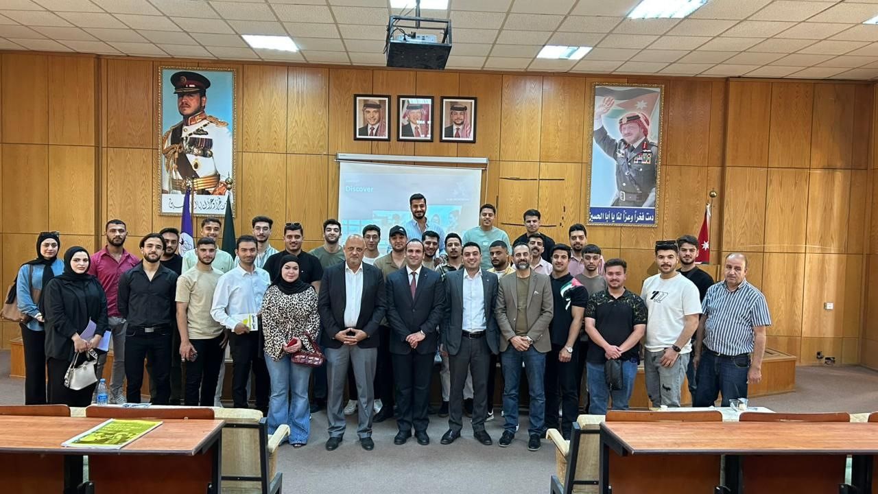  IHG Group Holds Training Workshop for Hotel Management Students